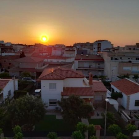 Precioso Apartamento En L'Hospitalet De L'Infant Kültér fotó